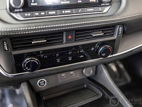 Used 2021 Nissan Rogue S image 26