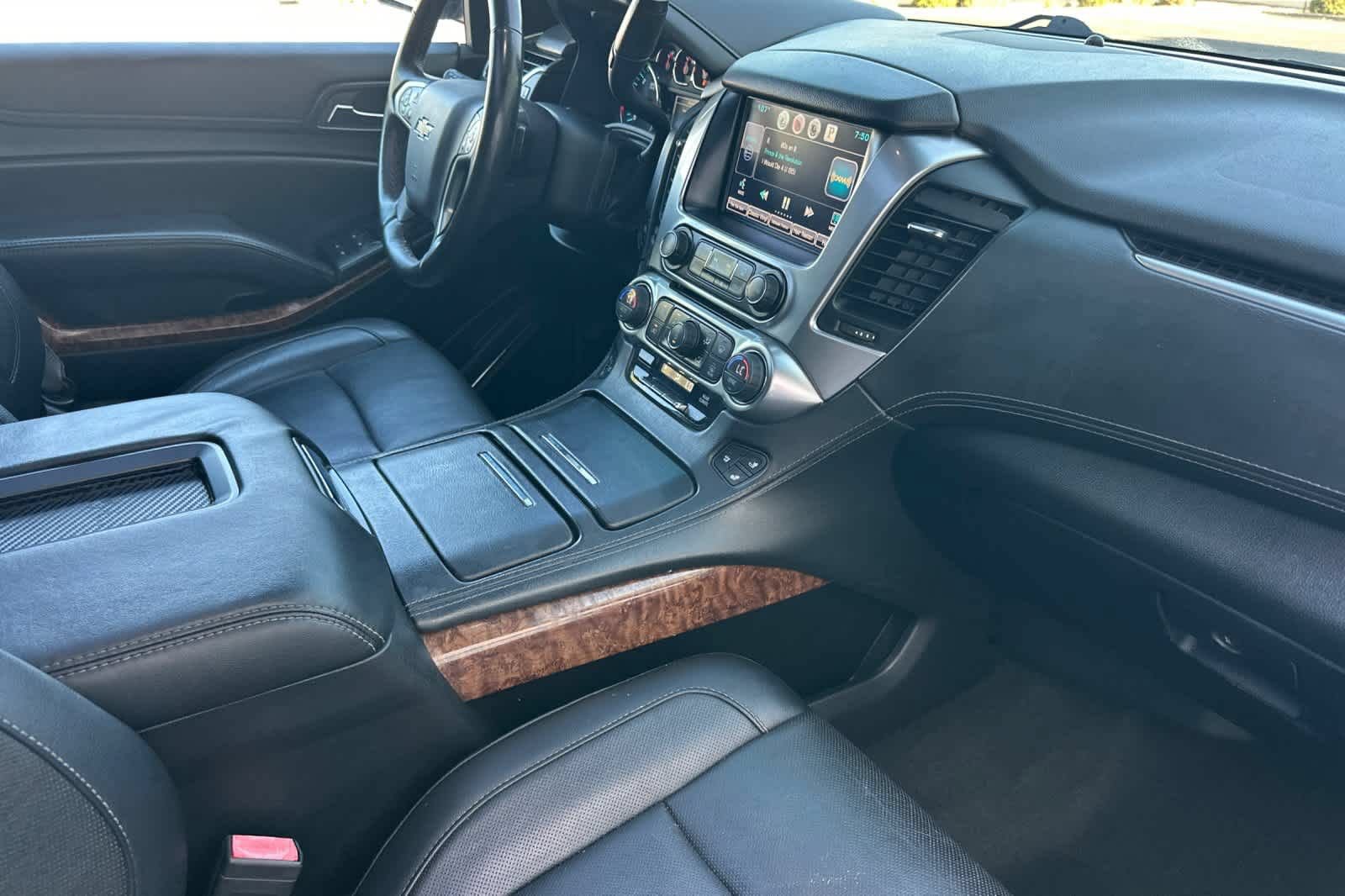 Used 2015 Chevrolet Tahoe LTZ AWD/4WD image 17