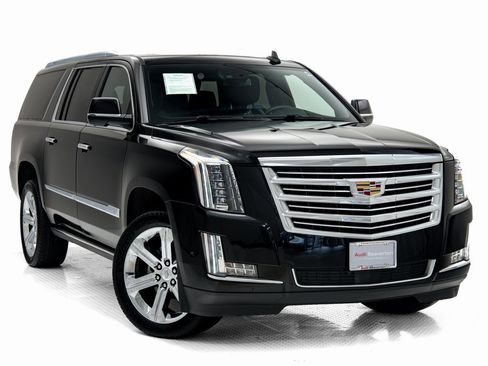 Used 2019 Cadillac Escalade ESV Platinum image 1