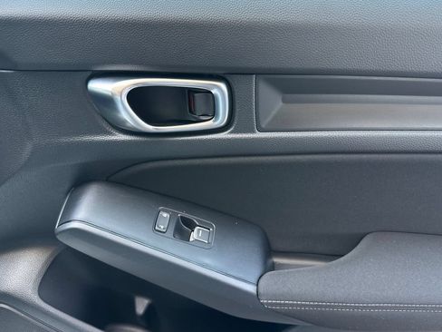 Certified 2025 Honda Civic Sport image 18