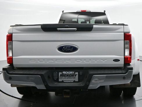 Used 2017 Ford F350 Lariat AWD/4WD image 6