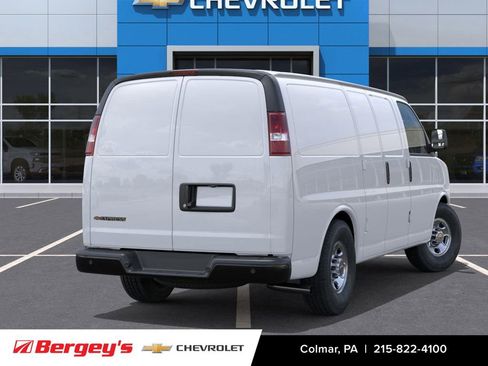 New 2026 Chevrolet Express 2500 image 5