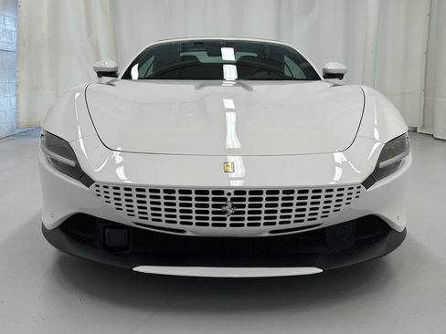 Used 2025 Ferrari Roma Spider RWD image 12