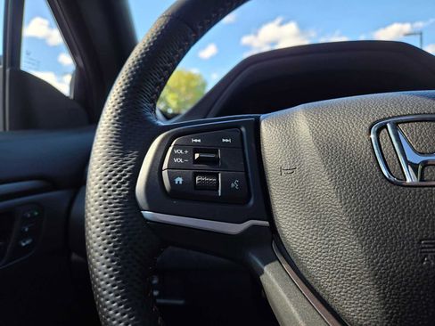 Used 2024 Honda Ridgeline TrailSport image 34