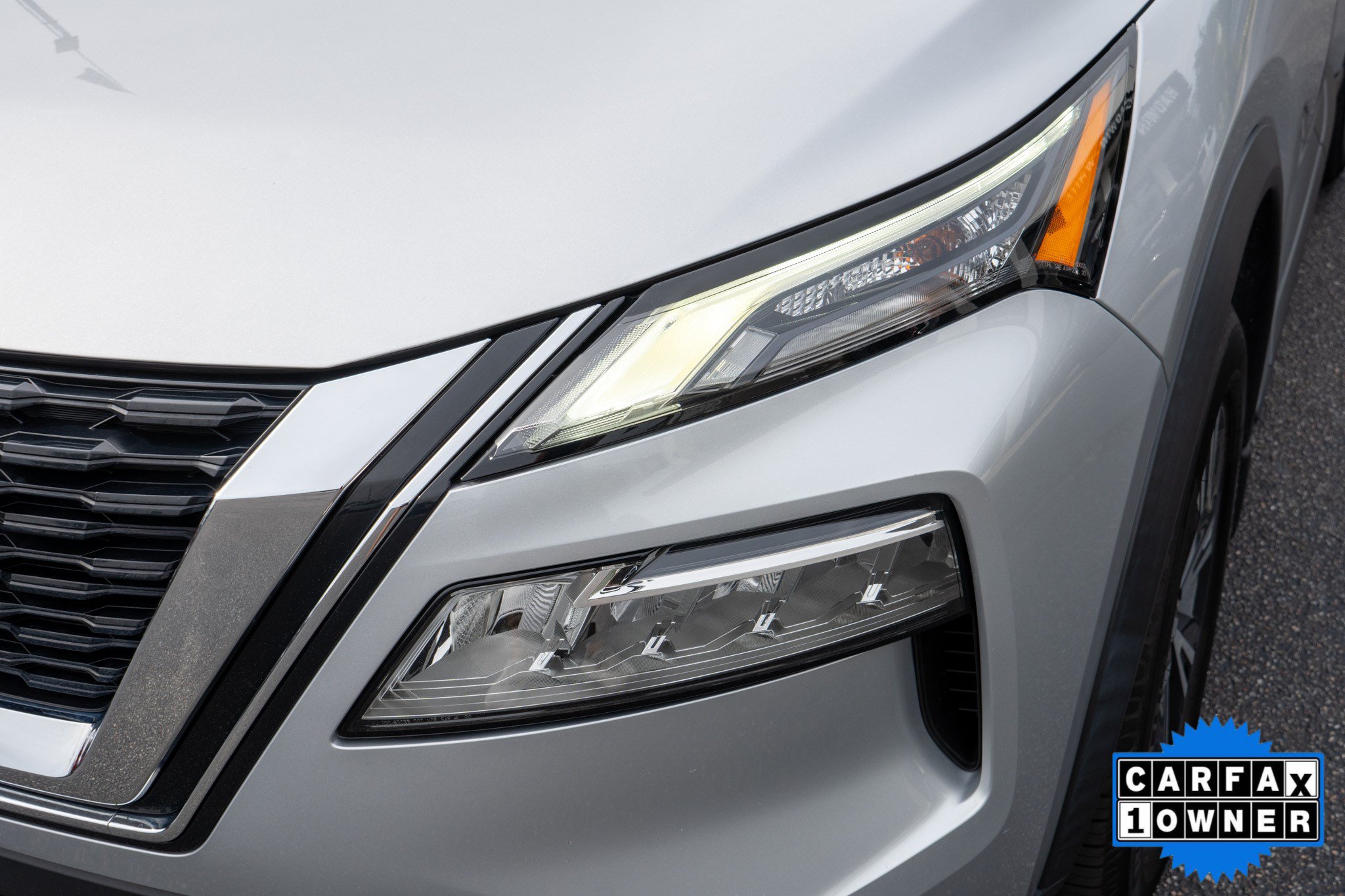 Used 2022 Nissan Rogue SV w/ SV Premium Package FWD image 9