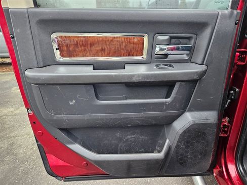 Used 2011 RAM 2500 Laramie w/ Protection Group image 14