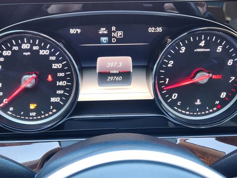 Used 2019 Mercedes-Benz E 300 4MATIC image 16