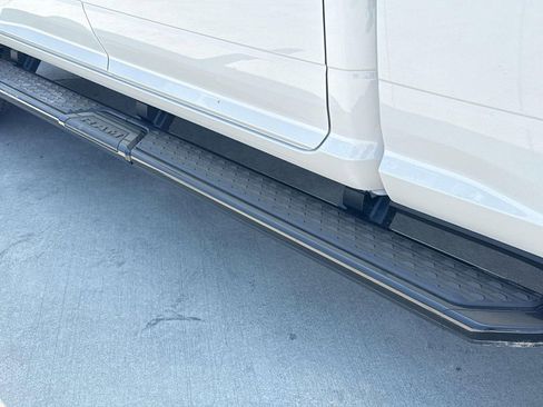 New 2025 RAM 2500 Big Horn AWD/4WD image 8