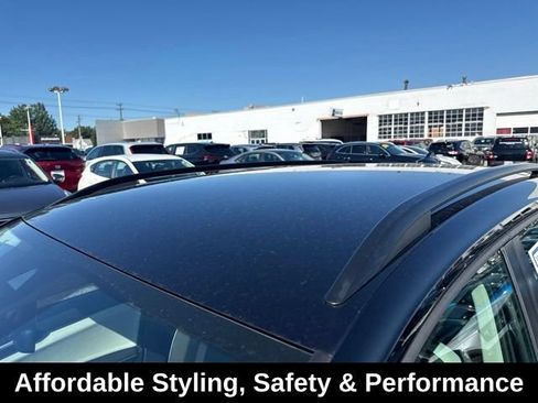 Used 2025 Volkswagen Taos S FWD image 31