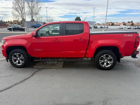Used 2015 Chevrolet Colorado Z71 w/ LPO, Bed Protection Package image 7