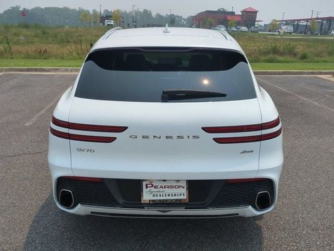 Used 2025 Genesis GV70 2.5T AWD/4WD image 5