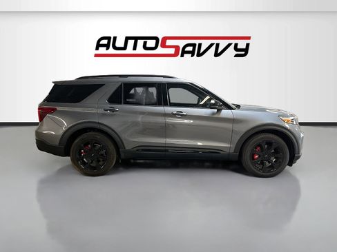Used 2024 Ford Explorer ST w/ Equipment Group 401A AWD/4WD image 8