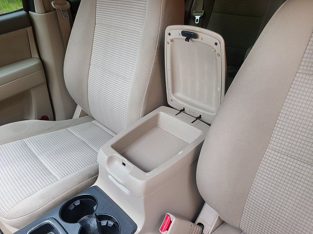 Used 2009 Kia Sorento LX RWD image 37