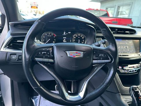Used 2020 Cadillac XT6 Sport image 13