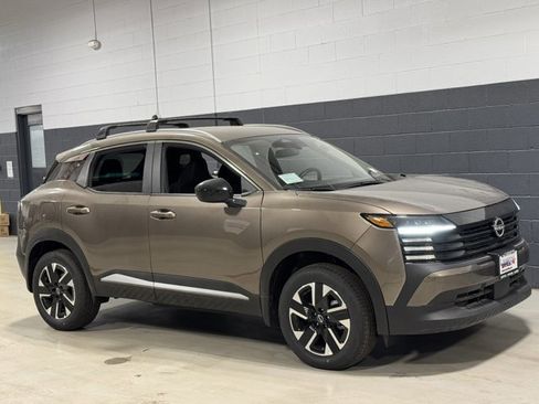 New 2026 Nissan Kicks SV w/ Cold Weather Package image 4