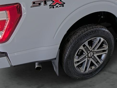 Used 2022 Ford F150 XL w/ STX Appearance Package image 13