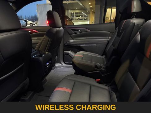 Certified 2025 Chevrolet Traverse RS w/ LPO, Floor Liner Package image 23