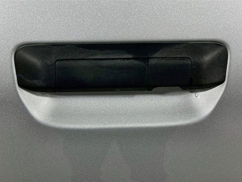 Used 2010 Toyota Tacoma 2WD Regular Cab image 18