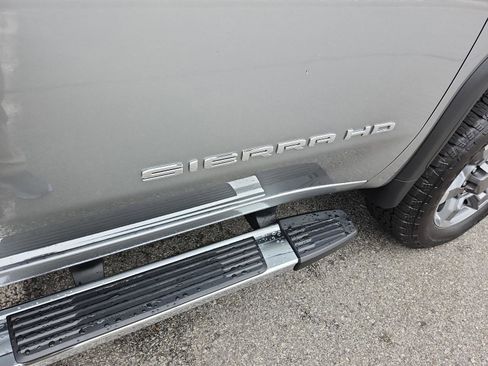 Certified 2025 GMC Sierra 2500 SLT w/ SLT Premium Package image 7