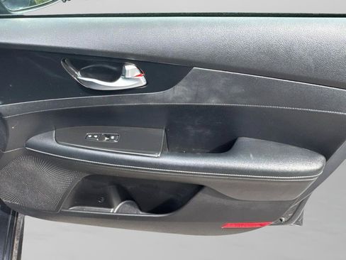 Used 2023 Kia Forte GT-Line w/ GT-Line Premium Package FWD image 28
