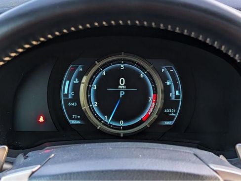 Used 2019 Lexus IS 300 F Sport w/ F Sport Package AWD/4WD image 20