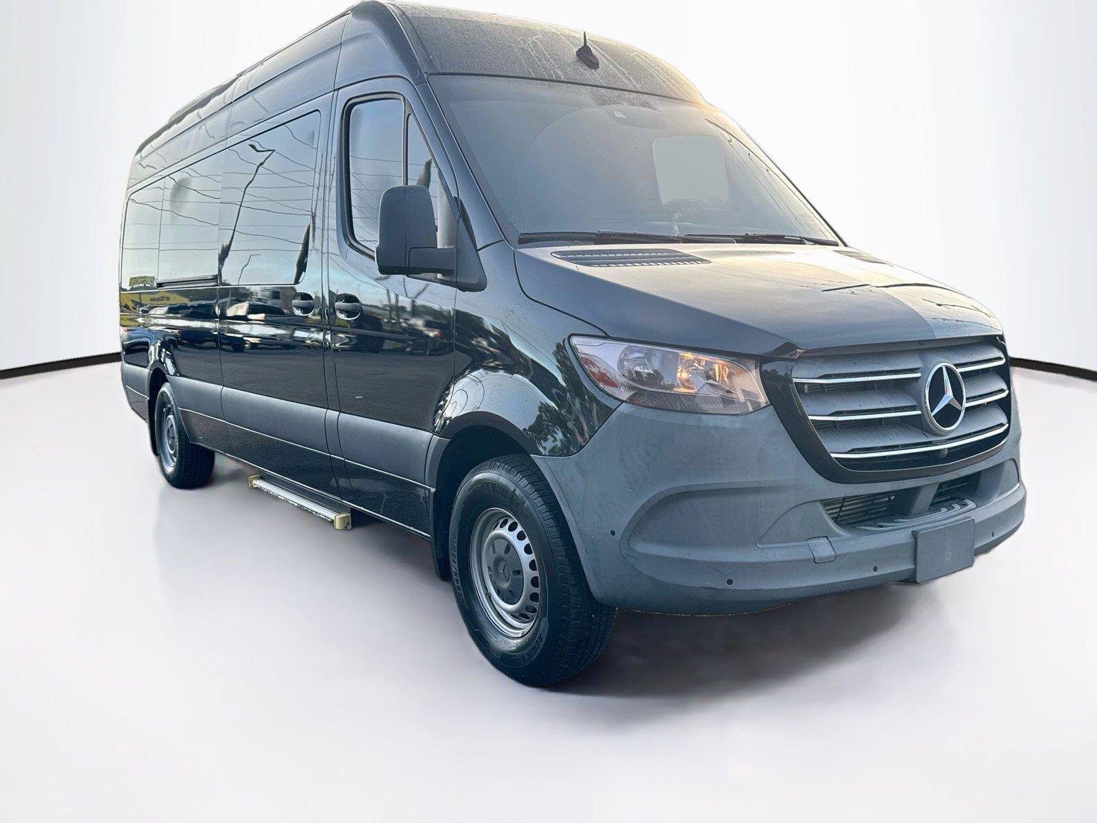 Used 2022 Mercedes-Benz Sprinter 2500 image 7