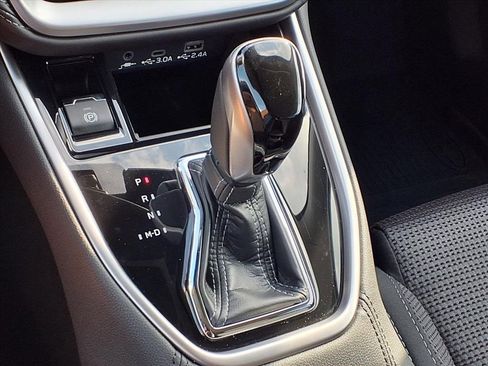 Used 2025 Subaru Outback Premium w/ Popular Package #1A image 25