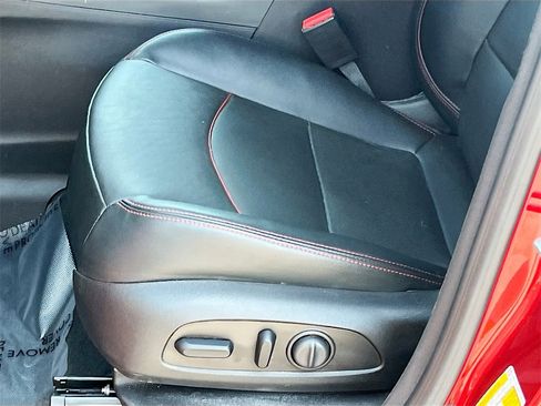 Used 2024 Chevrolet Equinox RS w/ RS Leather Package image 19