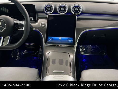 Used 2025 Mercedes-Benz C 300 4MATIC Sedan image 13