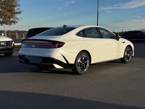 New 2026 Hyundai Sonata SEL image 3