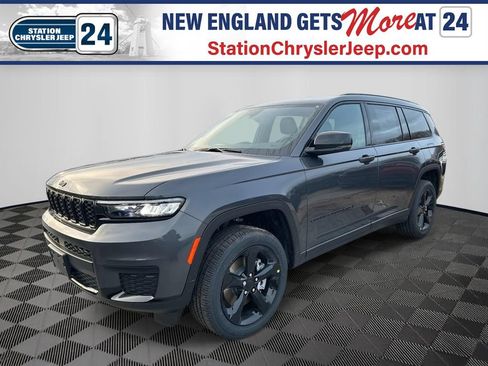 New 2025 Jeep Grand Cherokee L Altitude AWD/4WD image 1