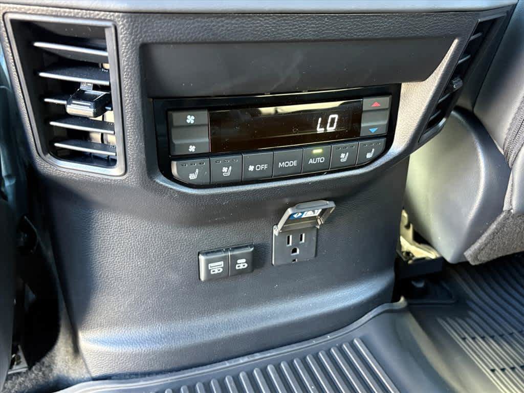 Used 2026 Toyota Sequoia Platinum AWD/4WD image 8