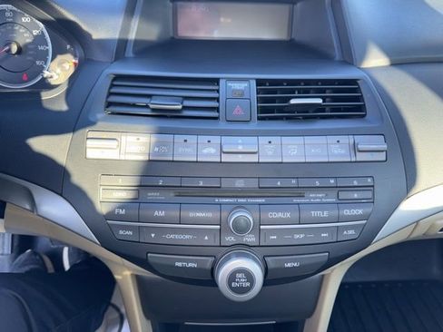 Used 2012 Honda Accord EX-L image 17