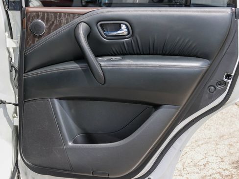 Used 2021 Nissan Armada Platinum w/ Captain's Chairs Package RWD image 13