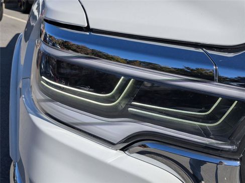 Certified 2025 RAM 1500 Limited image 10