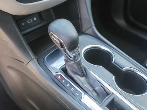Used 2023 Chevrolet Equinox LS FWD image 19