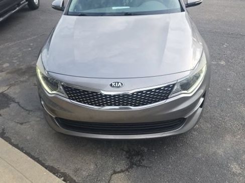 Used 2018 Kia Optima EX FWD image 13