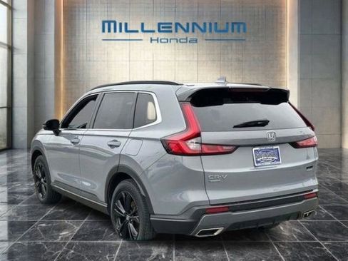 Used 2023 Honda CR-V Sport Touring image 8