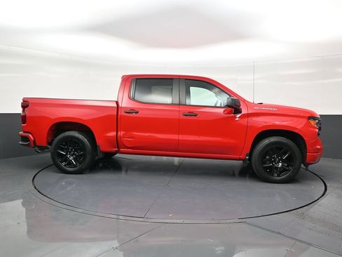Used 2023 Chevrolet Silverado 1500 Custom RWD image 6