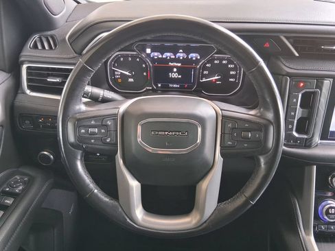 Used 2021 GMC Yukon Denali w/ Denali Premium Package RWD image 9