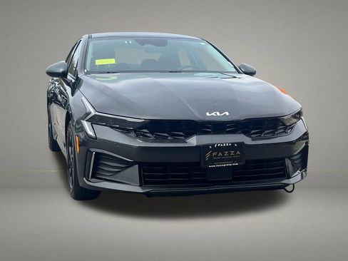 Used 2025 Kia K5 LXS FWD image 8