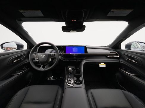 New 2026 Toyota Crown Signia image 13