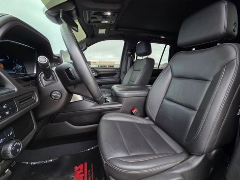 Used 2024 Chevrolet Tahoe Z71 w/ Luxury Package image 22