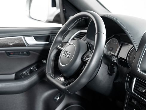 Used 2014 Audi SQ5 Prestige image 25