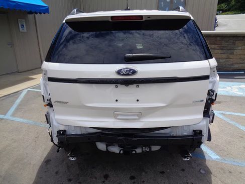Used 2015 Ford Explorer Sport w/ Equipment Group 401A AWD/4WD image 10