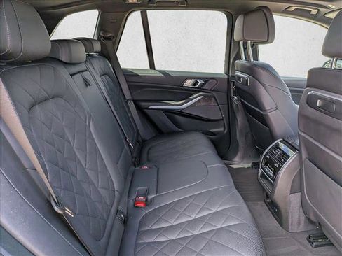 Used 2024 BMW X5 sDrive40i image 21