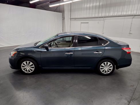 Used 2013 Nissan Sentra SV FWD image 2