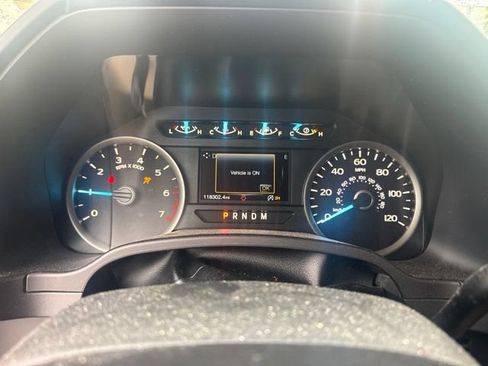 Used 2018 Ford F150 XLT w/ Equipment Group 302A Luxury AWD/4WD image 3