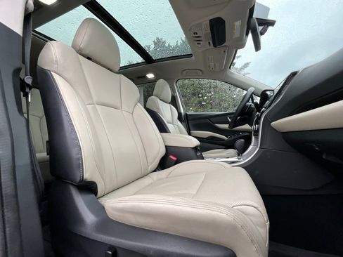 Used 2019 Subaru Ascent Limited image 12