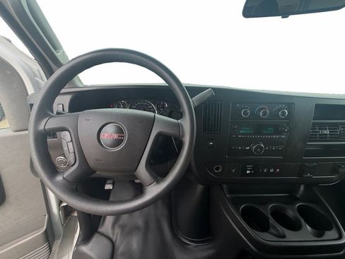 Used 2019 GMC Savana 3500 w/ Driver Convenience Package RWD image 12